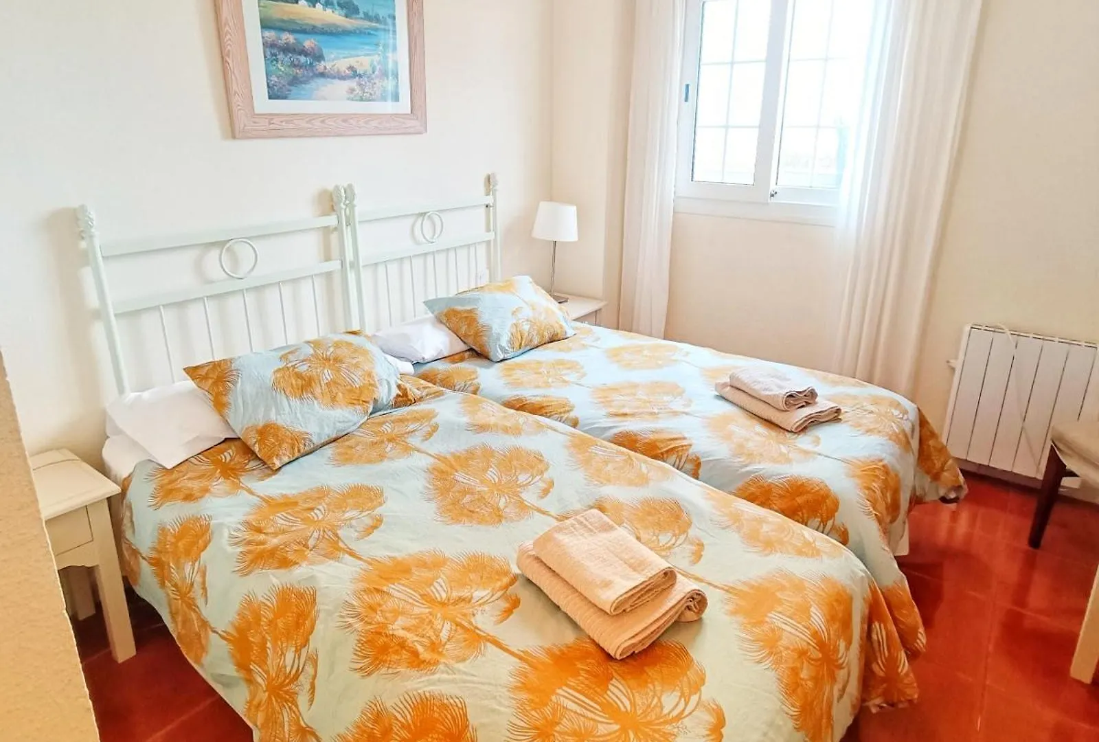 Residencial Alcaraván Apartamentos de 2 y 3 dormitorios en primera línea Isla Canela