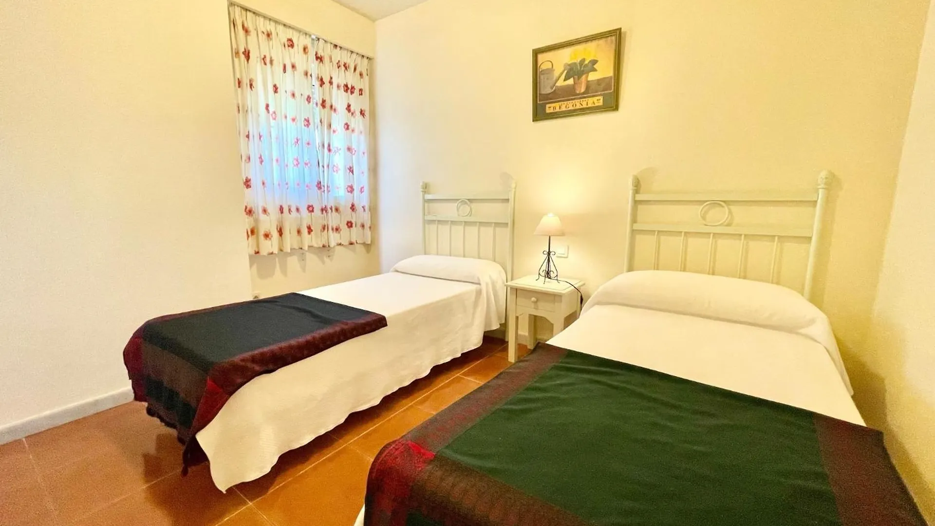 Residencial Alcaraván Apartamentos de 2 y 3 dormitorios en primera línea Isla Canela