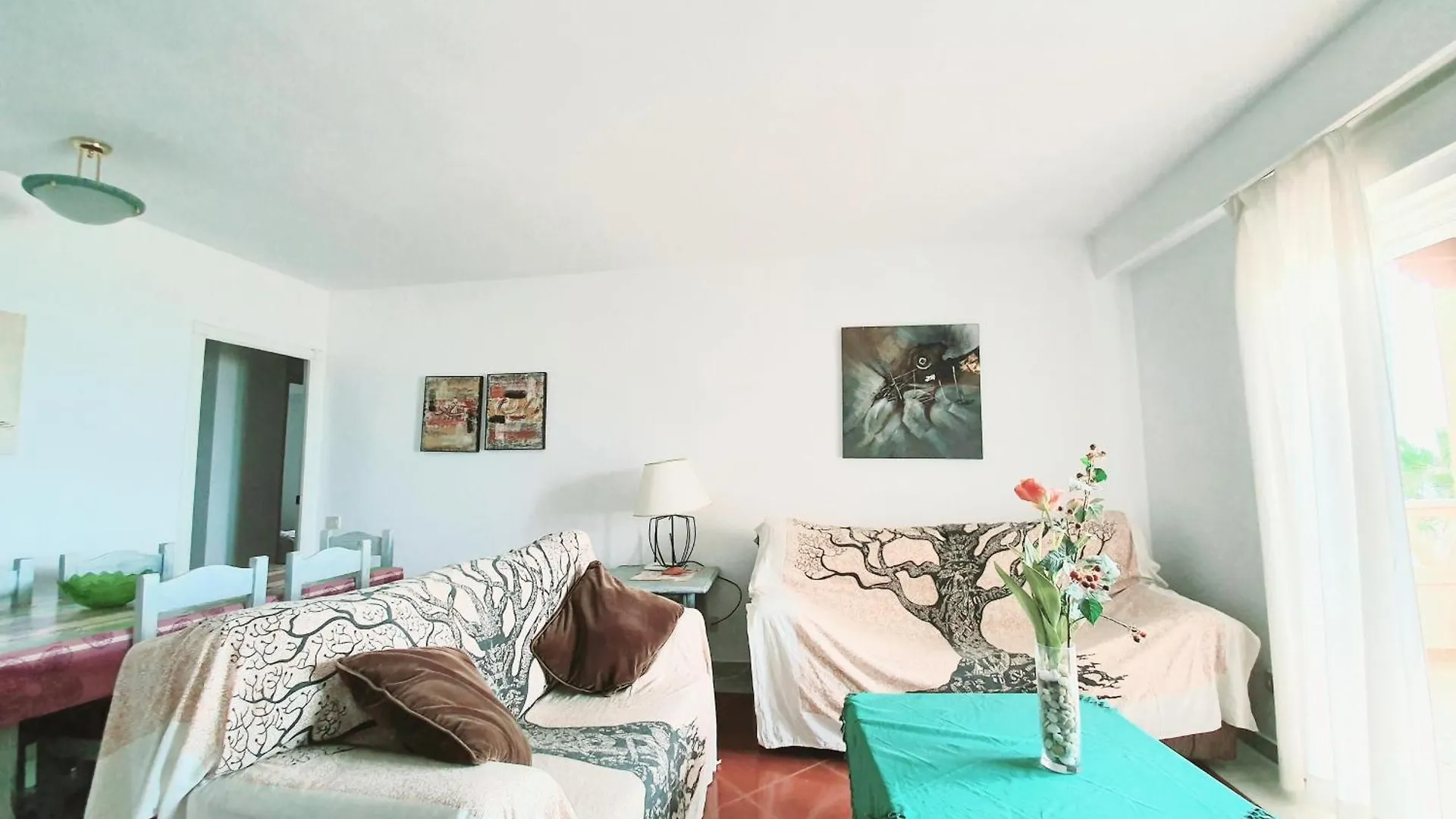Residencial Alcaraván Apartamentos de 2 y 3 dormitorios en primera línea Isla Canela España