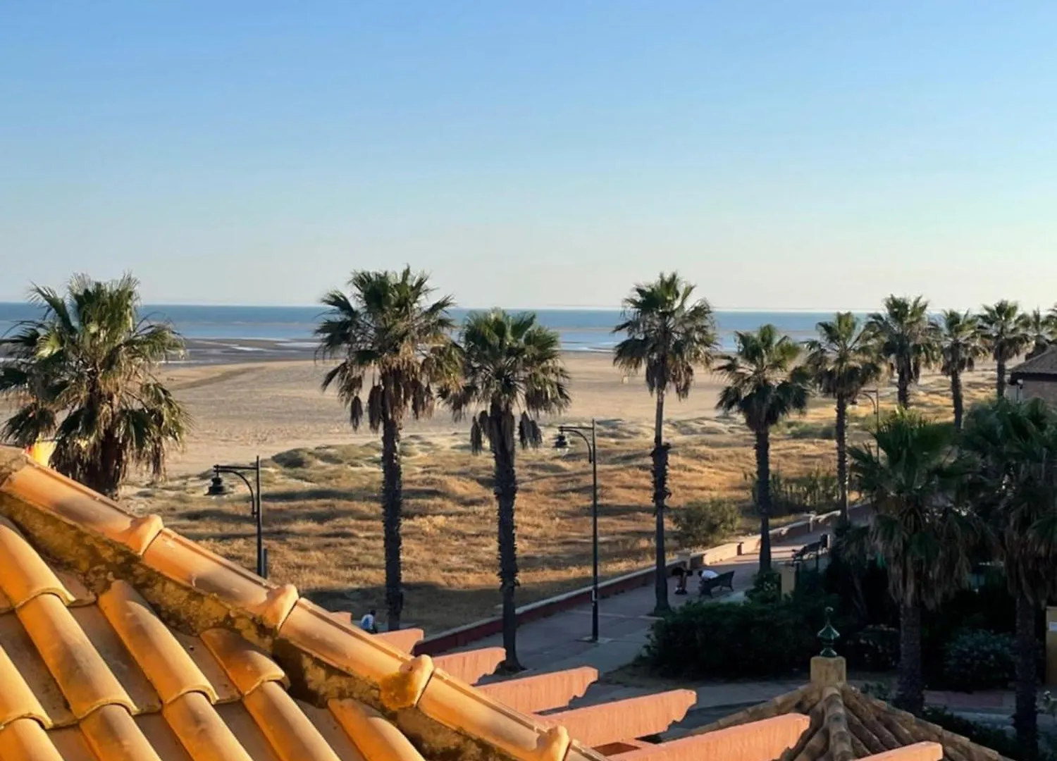 Residencial Alcaraván Apartamentos de 2 y 3 dormitorios en primera línea Isla Canela España