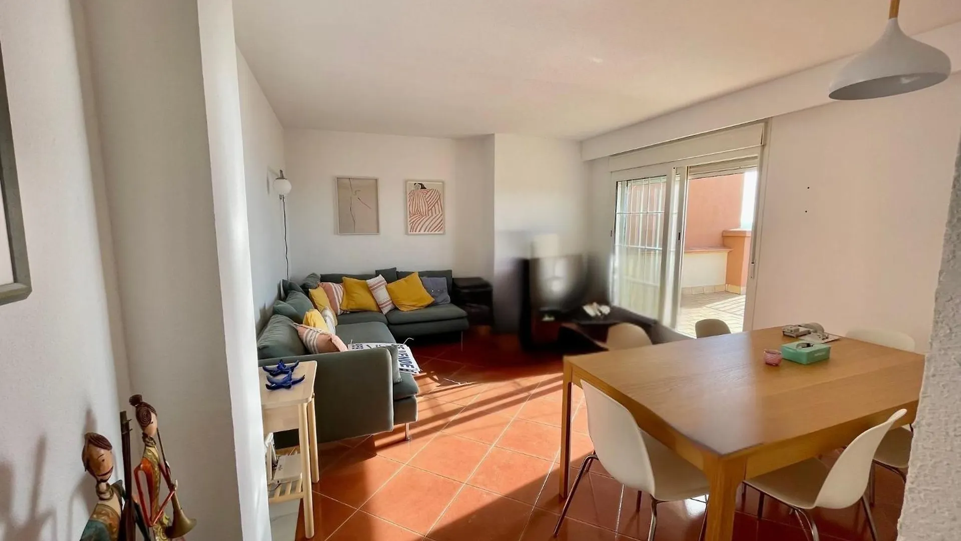 Residencial Alcaraván Apartamentos de 2 y 3 dormitorios en primera línea Isla Canela