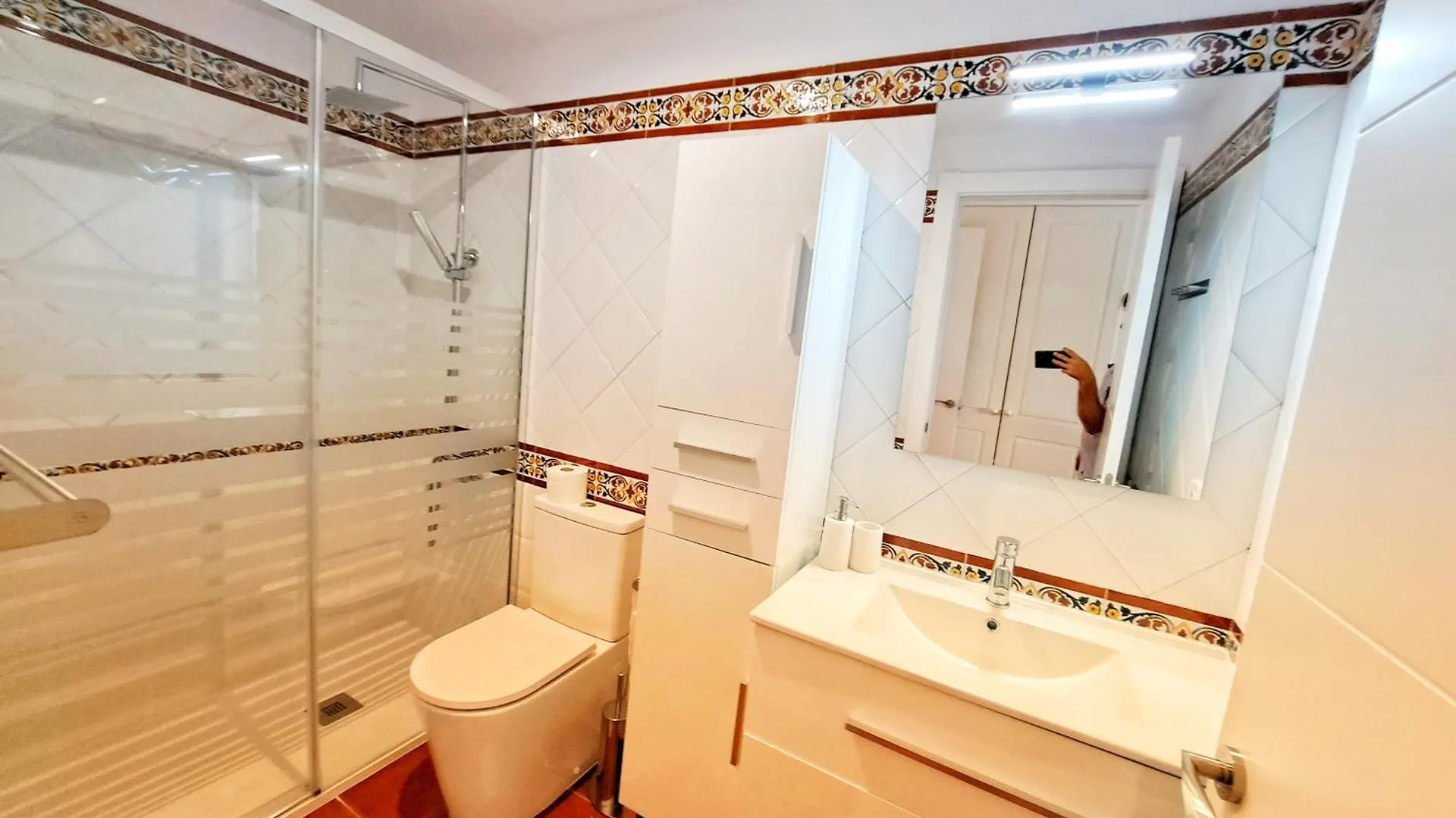Residencial Alcaraván Apartamentos de 2 y 3 dormitorios en primera línea Isla Canela
